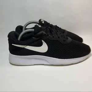 Nike | Shoes | Nike Mens Tanjun 8265411 Black White Running  display picture 1